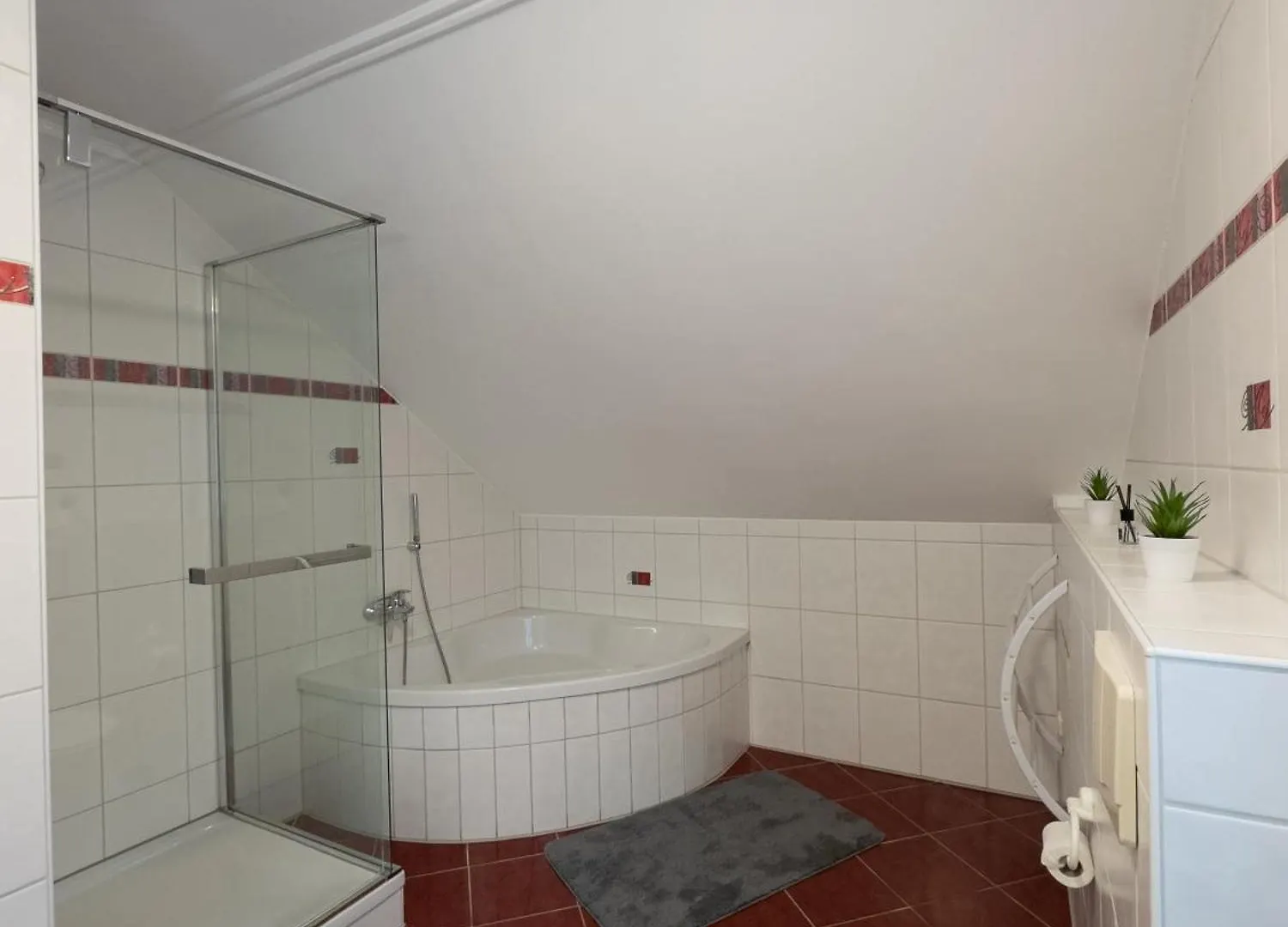 Сasa de vacaciones Ganzes Ferienhaus In Leipzig Mit Garage Und Fussbodenheizung
