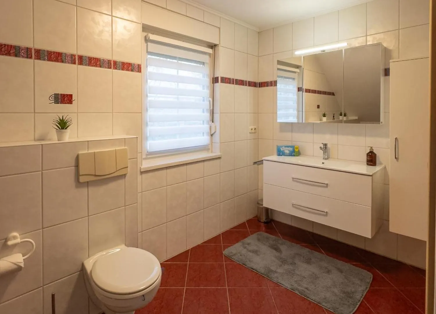 Ganzes Ferienhaus In Leipzig Mit Garage Und Fussbodenheizung Сasa de vacaciones