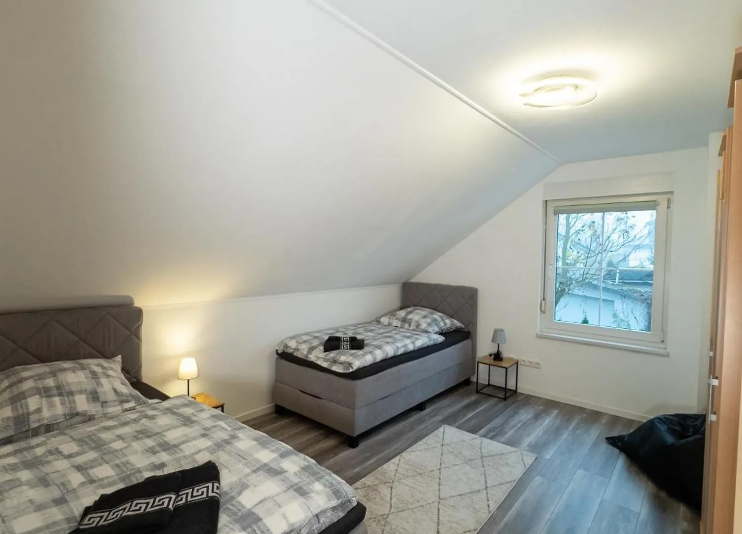Сasa de vacaciones Ganzes Ferienhaus In Leipzig Mit Garage Und Fussbodenheizung Alemania
