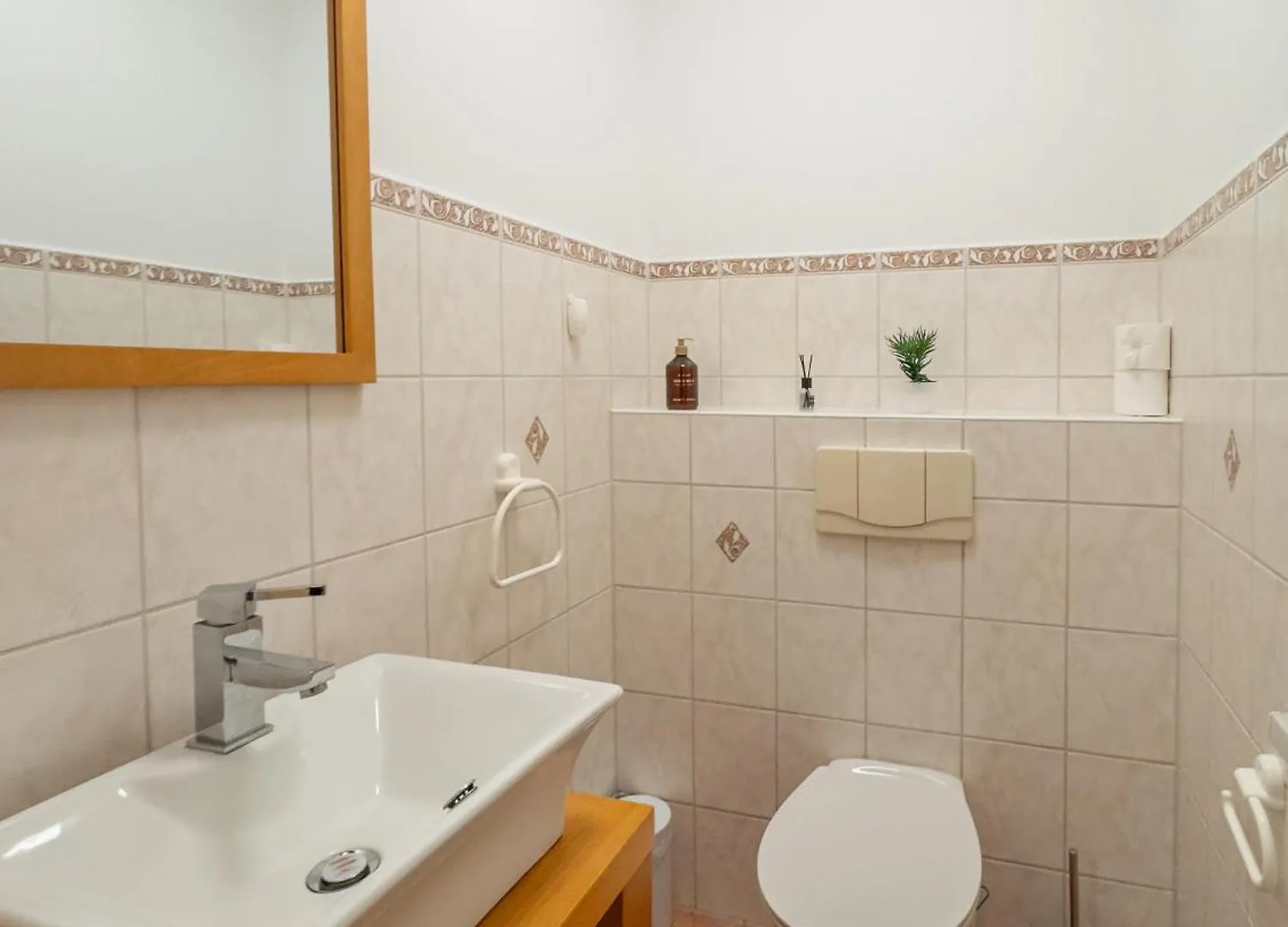 Ganzes Ferienhaus In Leipzig Mit Garage Und Fussbodenheizung